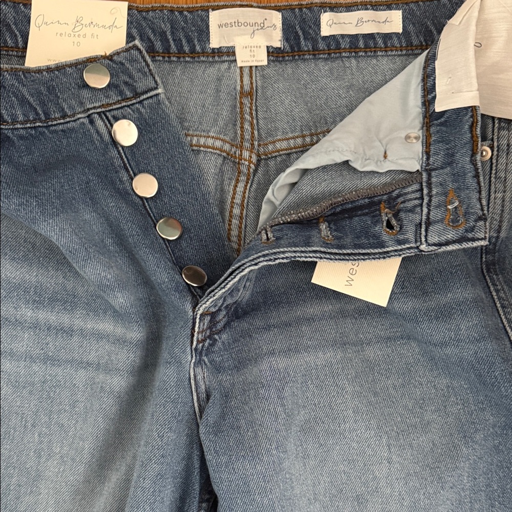 Westbound Raw-Hem High-Rise Denim Bermuda Shorts in Medium Blue - Picture 3 of 5